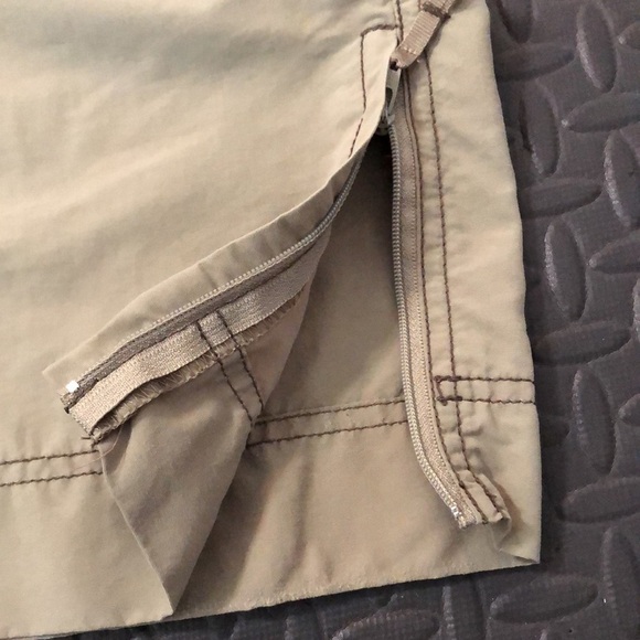 EDDIE Bauer women’s nylon khaki Capri pants. EUC! - Picture 2 of 7